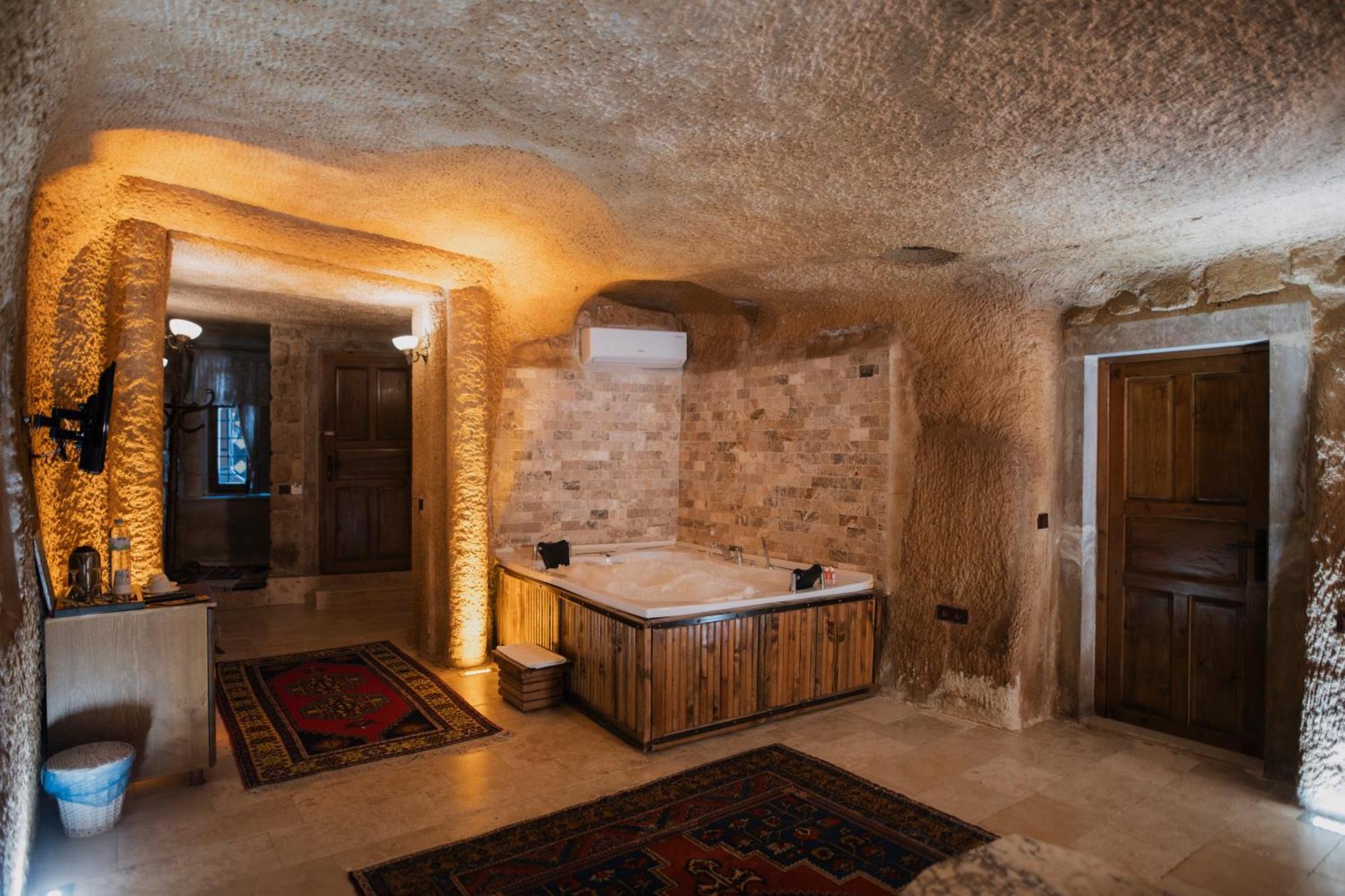 Cappadocia Cave Lodge 괴레메 외부 사진